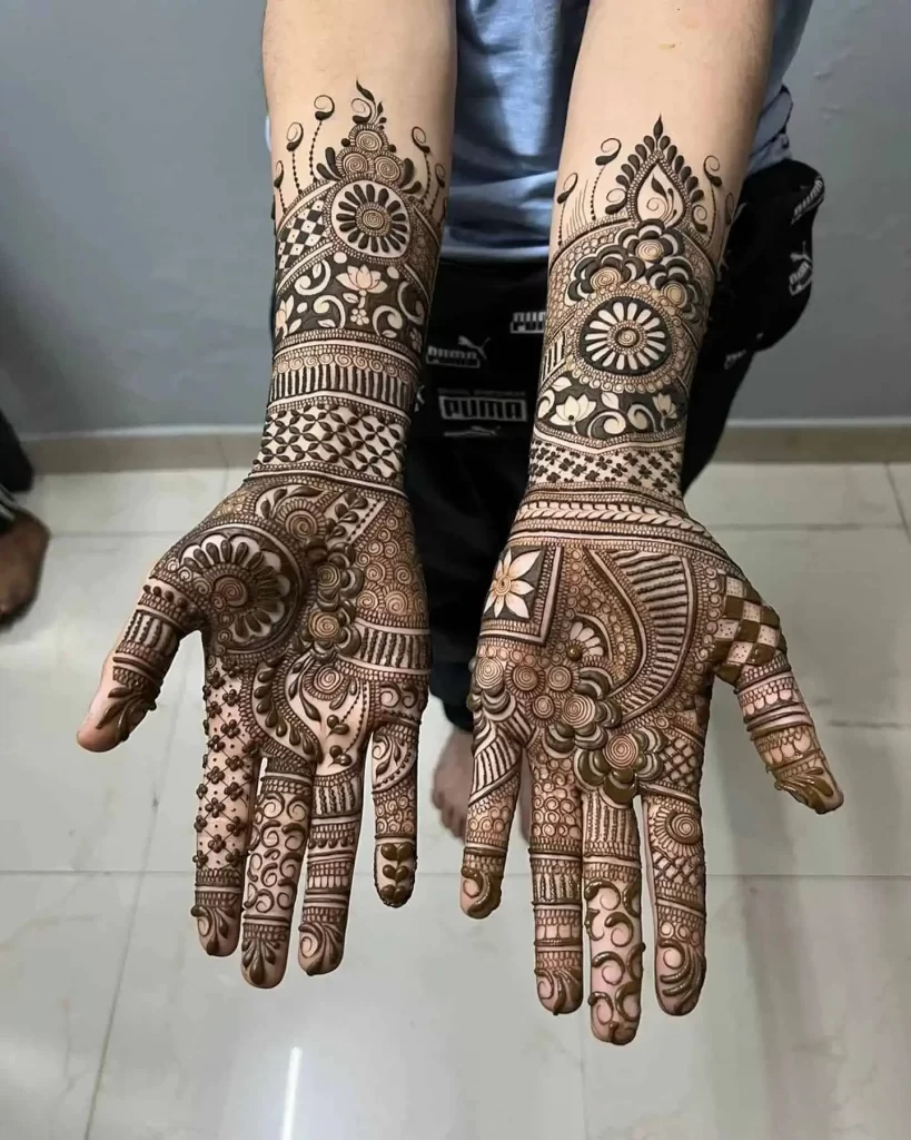 Mehndi Design of Flowers