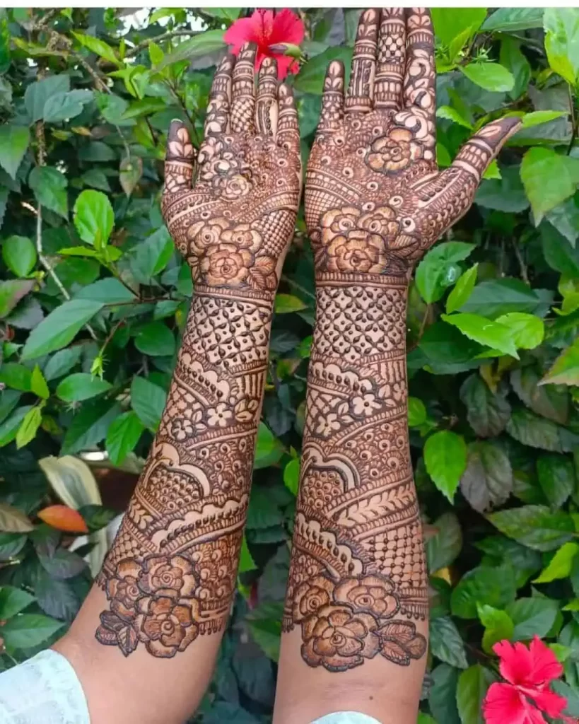 Mehndi Design of Flowers